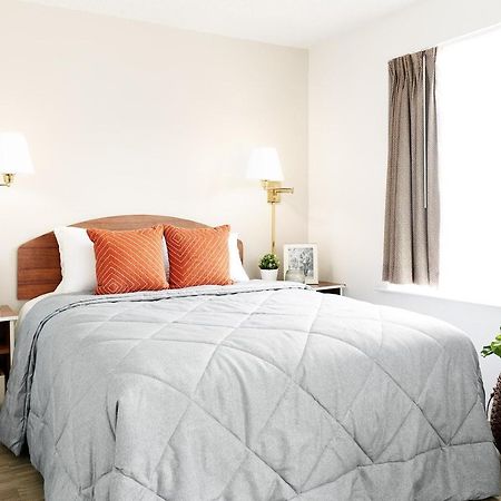 Intown Suites Extended Stay Greensboro Nc - Lanada Eksteriør bilde
