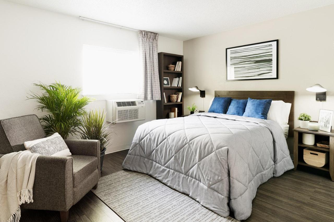 Intown Suites Extended Stay Greensboro Nc - Lanada Eksteriør bilde