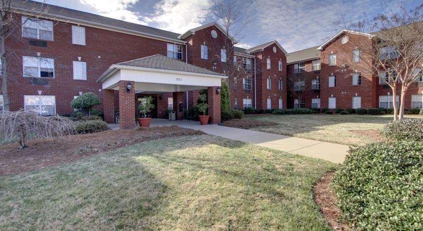 Intown Suites Extended Stay Greensboro Nc - Lanada Eksteriør bilde